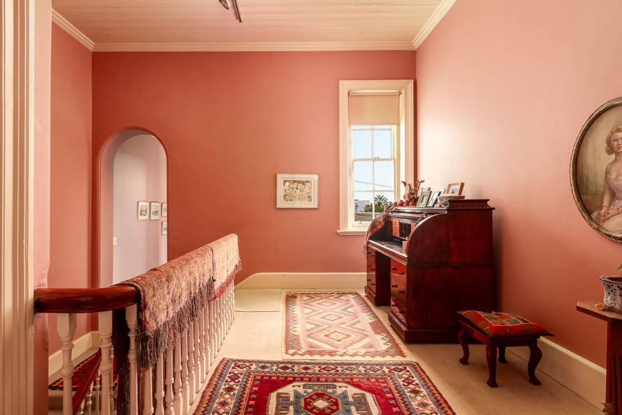 4 Bedroom Property for Sale in Bantry Bay Western Cape